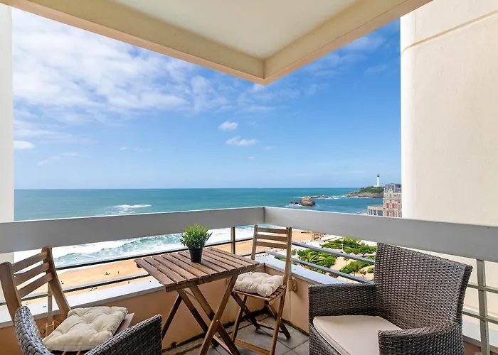 - Victoria Surf - Face Ocean Биарриц