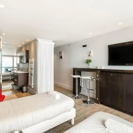 - Victoria Surf - Face Ocean